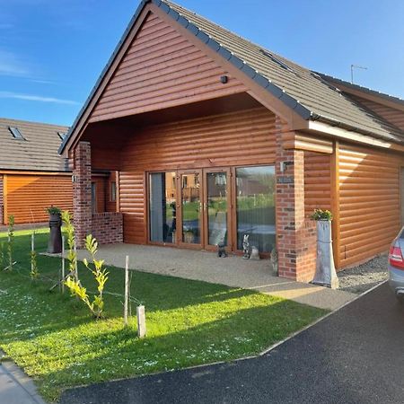 31 Cherry East Riding Of Yorkshire Hot Tub & Fishing Garton Ngoại thất bức ảnh